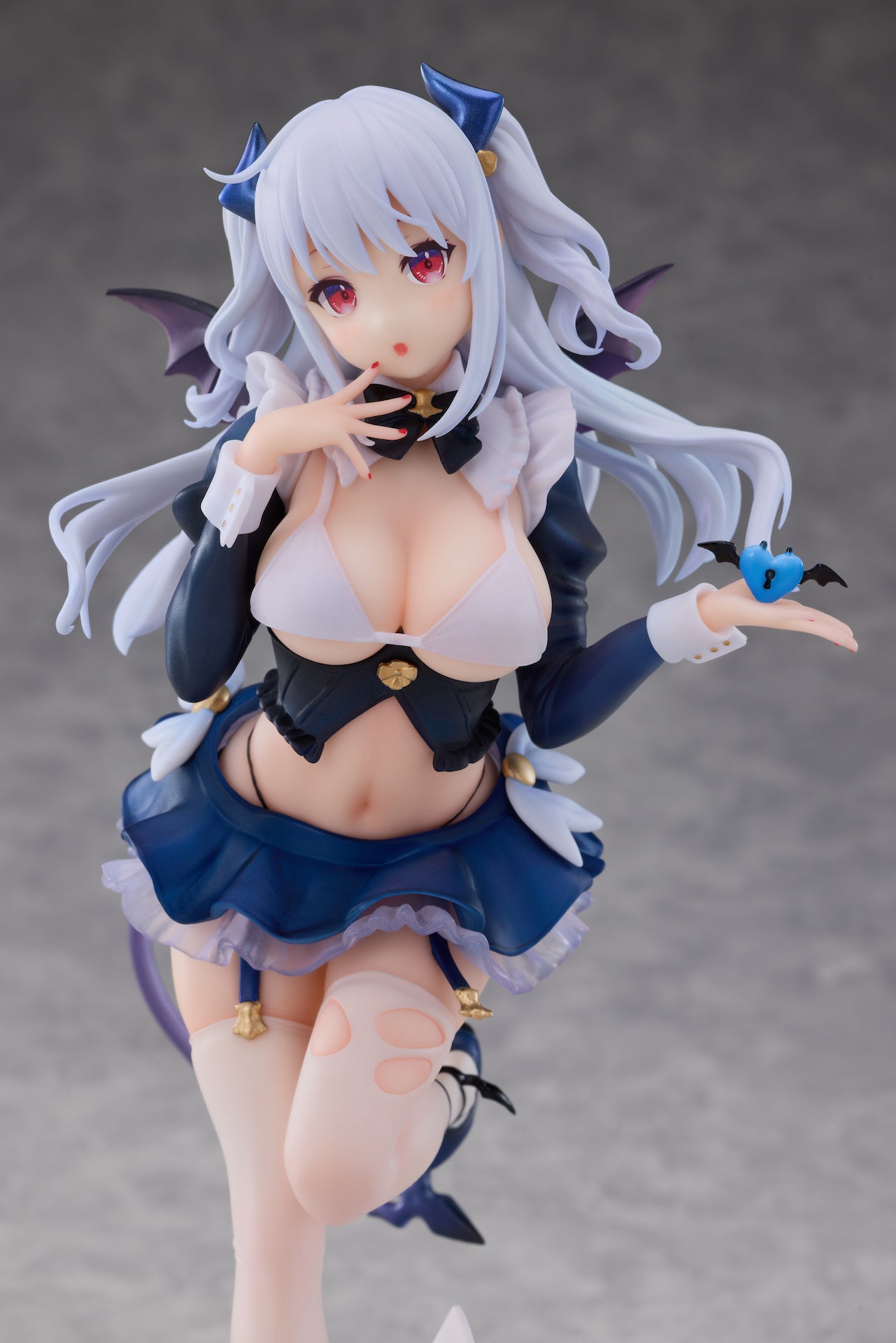 1/7 Scale Figure Cafe Maid Limited Version- Lilia