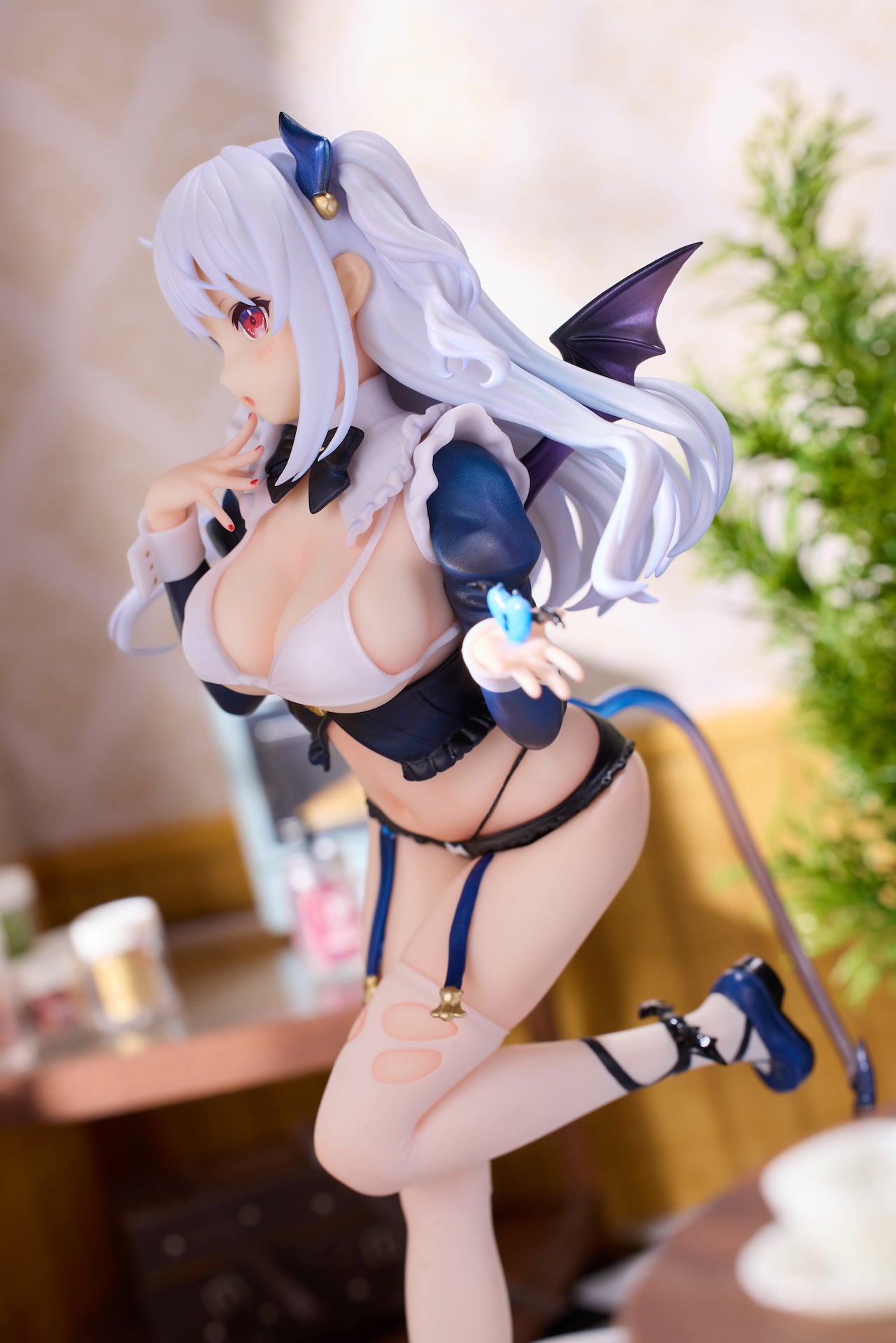 1/7 Scale Figure Cafe Maid Limited Version- Lilia